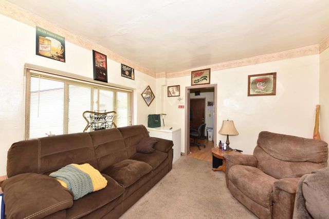 N96W20275 County Line ROAD, Menomonee Falls, WI 53051