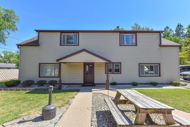 N96W20275 County Line ROAD, Menomonee Falls, WI 53051