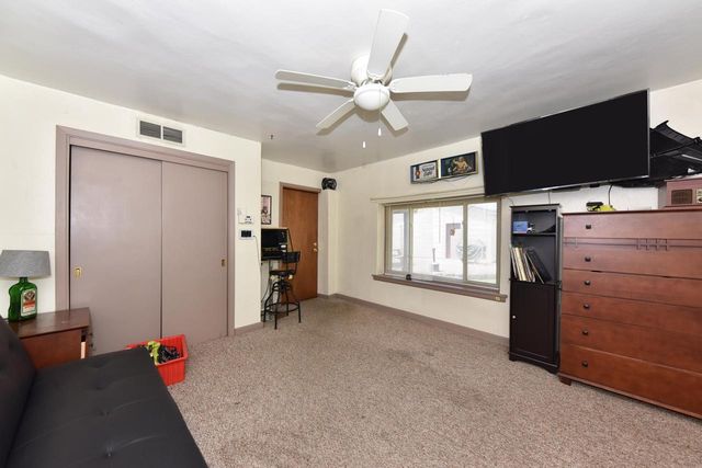 N96W20275 County Line ROAD, Menomonee Falls, WI 53051