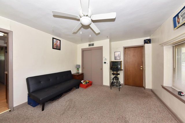 N96W20275 County Line ROAD, Menomonee Falls, WI 53051