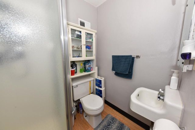 N96W20275 County Line ROAD, Menomonee Falls, WI 53051