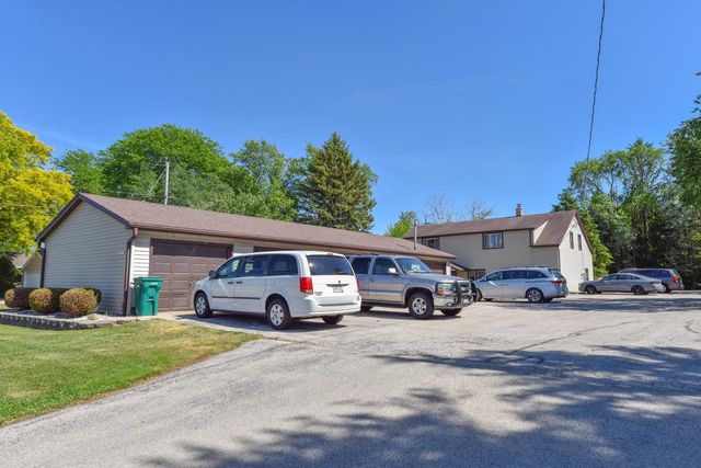 N96W20275 County Line ROAD, Menomonee Falls, WI 53051
