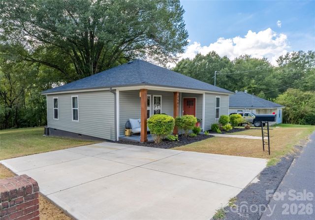 2501 Milton Avenue, Gastonia, NC 28052