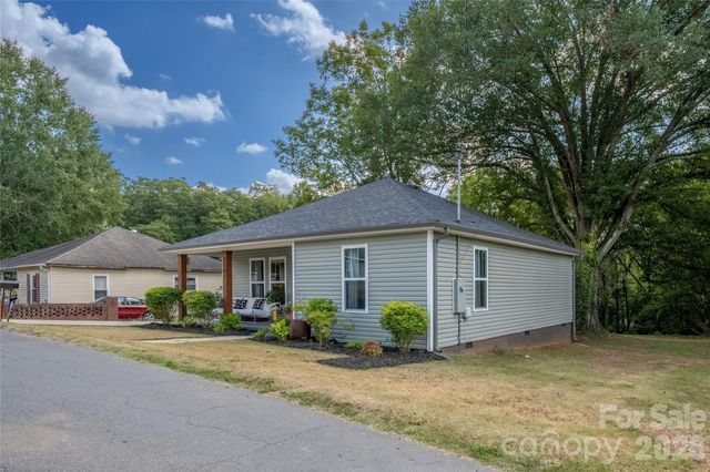 2501 Milton Avenue, Gastonia, NC 28052
