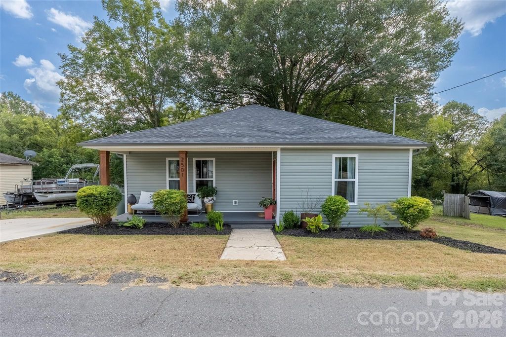 2501 Milton Avenue, Gastonia, NC 28052