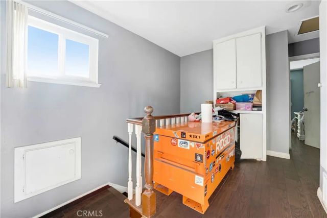 11800 Gager, Sylmar, CA 91342