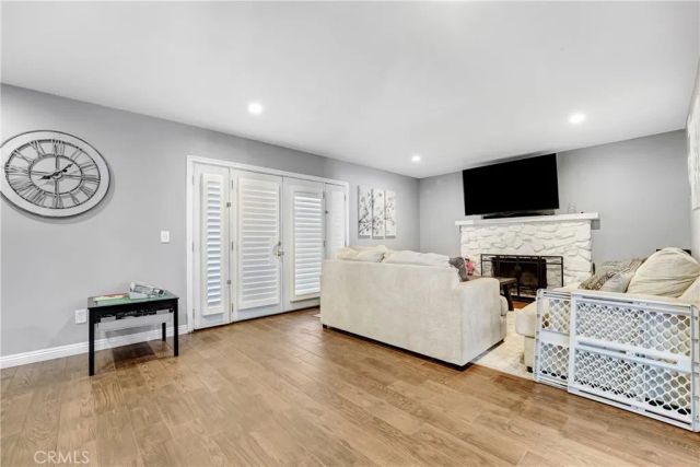 11800 Gager, Sylmar, CA 91342