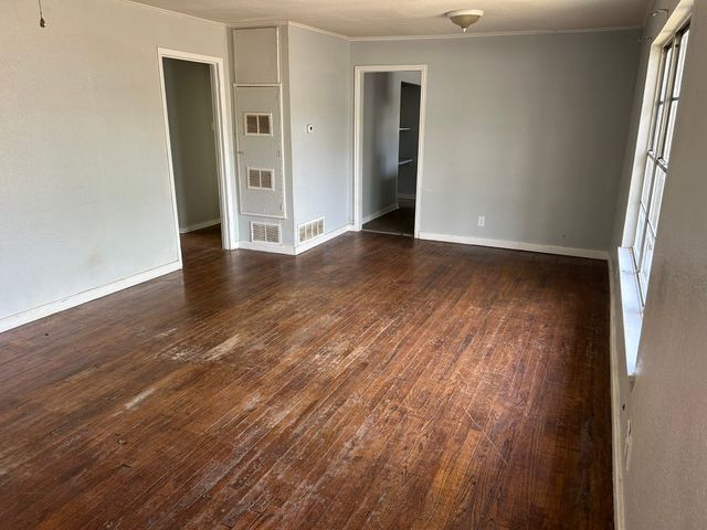 119 Vandenburg Drive, Denison, TX 75020