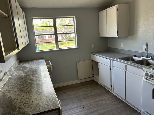 119 Vandenburg Drive, Denison, TX 75020