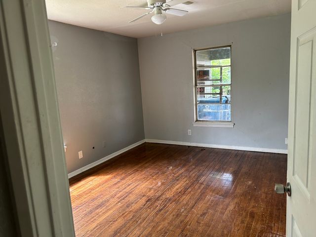 119 Vandenburg Drive, Denison, TX 75020