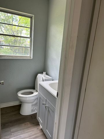 119 Vandenburg Drive, Denison, TX 75020