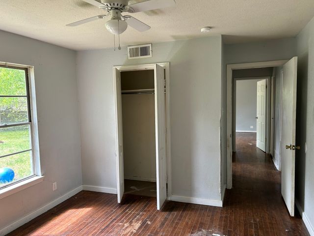 119 Vandenburg Drive, Denison, TX 75020