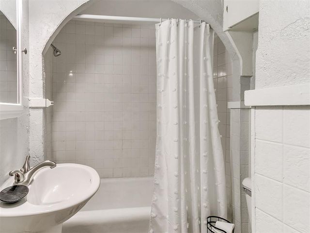 1628 NW 17th Street, Oklahoma City, OK 73106