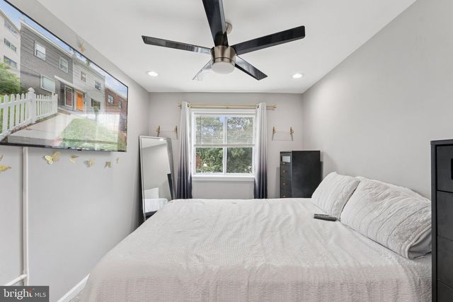 1525 MORRIS RD SE, Washington, DC 20020