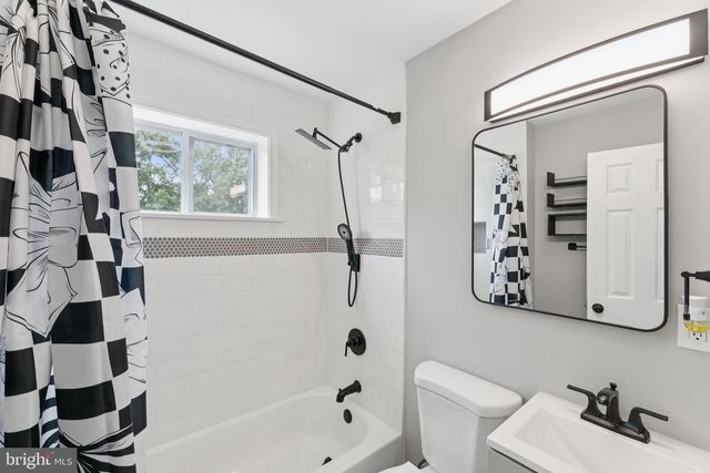 1525 MORRIS RD SE, Washington, DC 20020