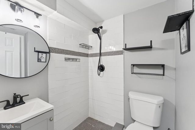 1525 MORRIS RD SE, Washington, DC 20020