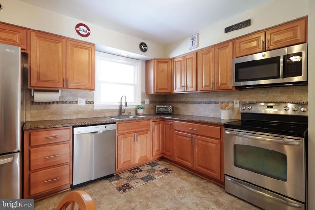 541 E MCCORMICK AVE, State College, PA 16801