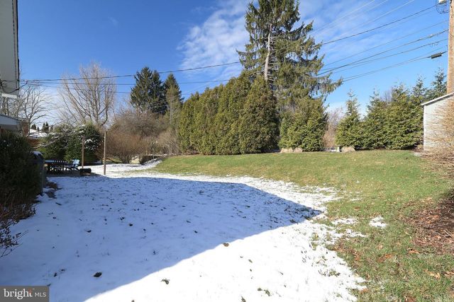 541 E MCCORMICK AVE, State College, PA 16801