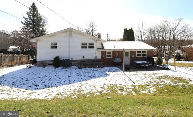 541 E MCCORMICK AVE, State College, PA 16801