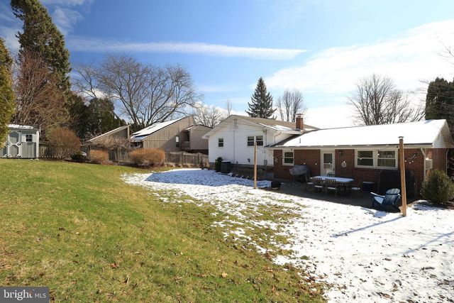 541 E MCCORMICK AVE, State College, PA 16801