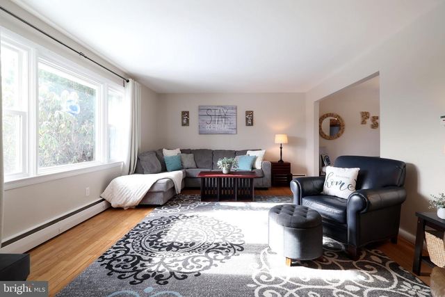 541 E MCCORMICK AVE, State College, PA 16801