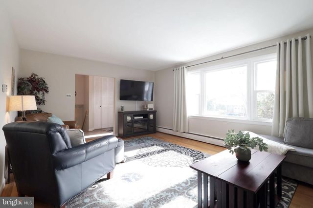 541 E MCCORMICK AVE, State College, PA 16801