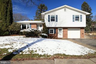 541 E MCCORMICK AVE, State College, PA 16801