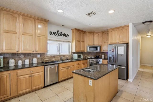 8294 Aster Road, Oak Hills, CA 92344