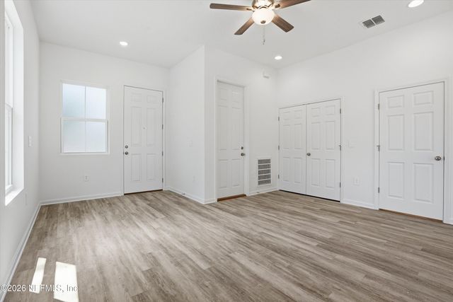 1489 W 23RD Street, Jacksonville, FL 32209