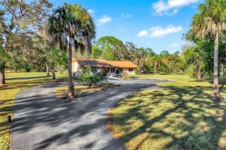 2805 Golden Gate BLVD W, Naples, FL 34120