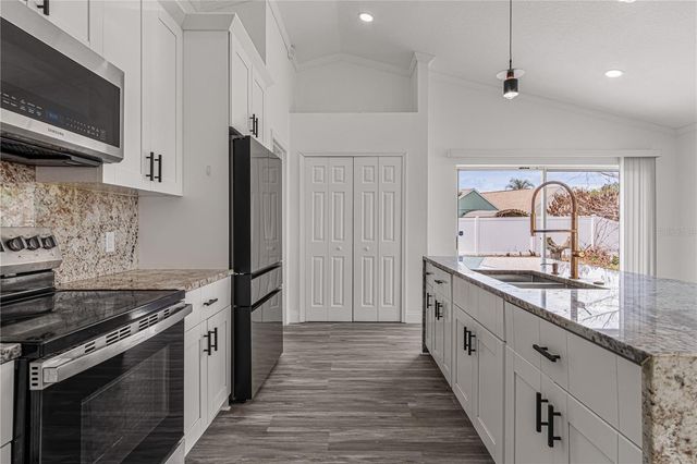 2402 AVALON COURT, Kissimmee, FL 34743