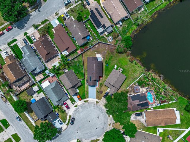 2402 AVALON COURT, Kissimmee, FL 34743