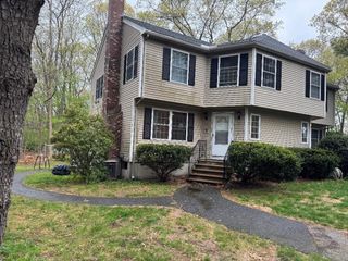 19 Fairview Rd, Framingham, MA 01701