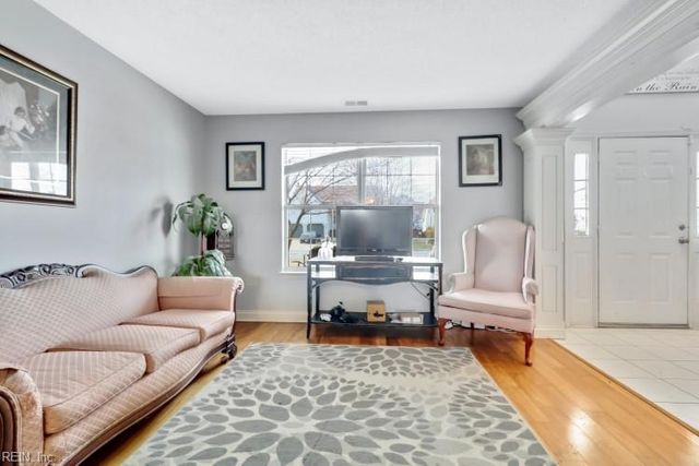 262 Weatherford Way, Newport News, VA 23602