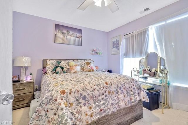 262 Weatherford Way, Newport News, VA 23602