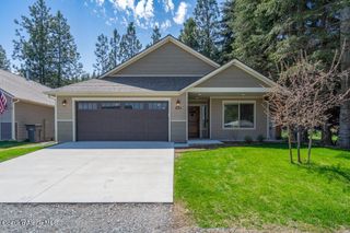 635 E Valley St, Oldtown, ID 83822