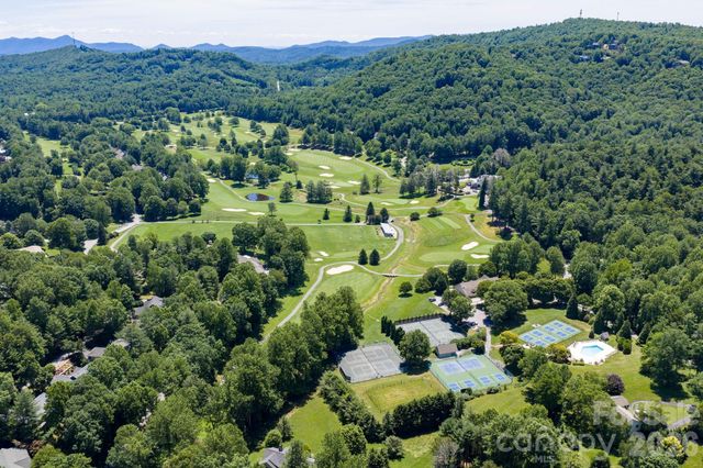 168 Overlook Drive, Flat Rock, NC 28731