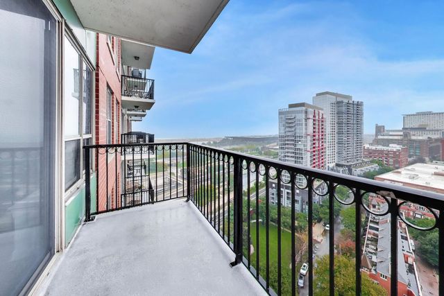 1717 S Prairie Avenue 1907, Chicago, IL 60616