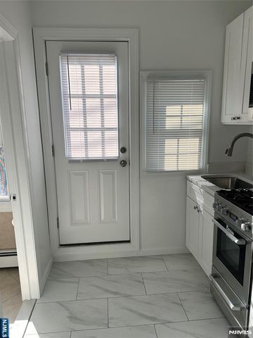 255 Lafayette Place, Englewood, NJ 07631