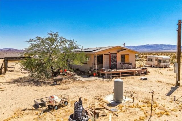 5132 Kelly Road, 29 Palms, CA 92277