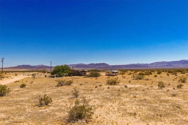 5132 Kelly Road, 29 Palms, CA 92277