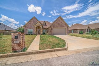 203 New Braunfels Ln, Hallsville, TX 75650