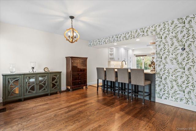 515 High Street 10, Port Jefferson, NY 11777