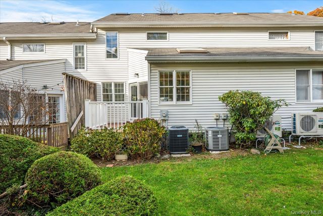 515 High Street 10, Port Jefferson, NY 11777