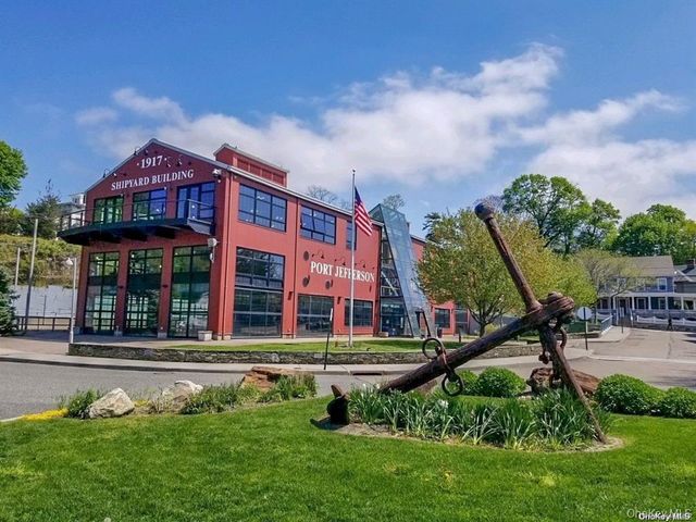 515 High Street 10, Port Jefferson, NY 11777