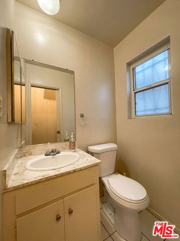 935 N Alfred Street 5, West Hollywood, CA 90069