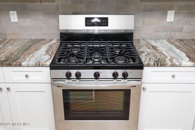 10 S Gateway Street, Toms River, NJ 08753