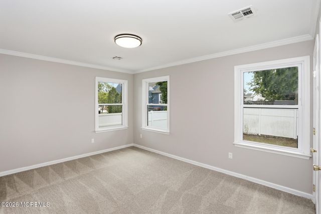 10 S Gateway Street, Toms River, NJ 08753