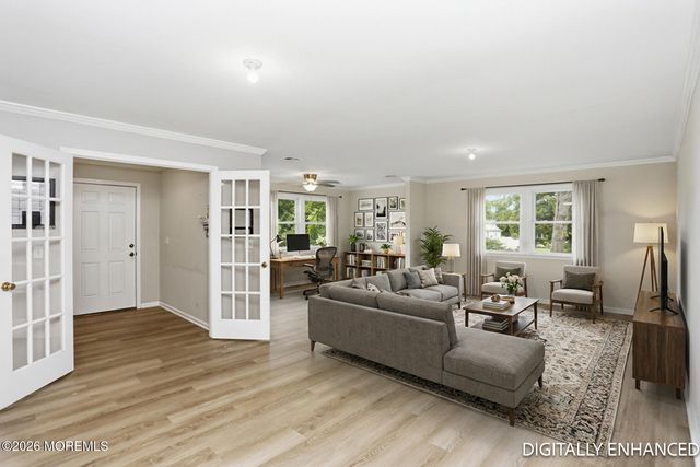 10 S Gateway Street, Toms River, NJ 08753