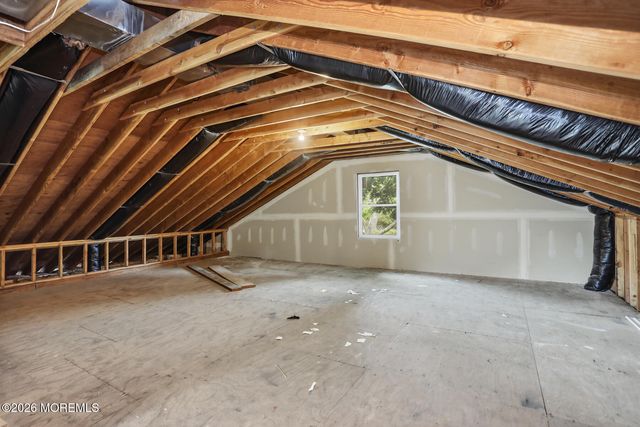10 S Gateway Street, Toms River, NJ 08753